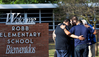 Minutes before school attack Texas gunman sent online warning